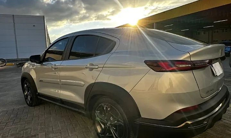 Fiat Fastback Limite...