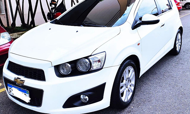 Chevrolet Sonic Hb L...