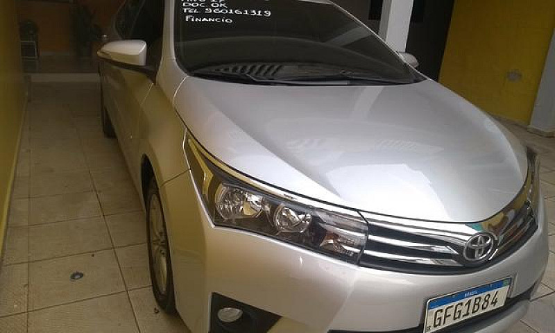 Vendo Corolla...