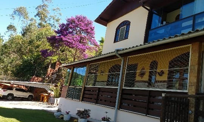 Casa Residencial Em ...
