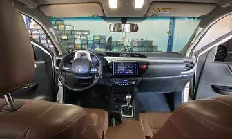 Hilux 18/19 Top...