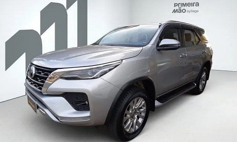 Toyota Sw4 Mensal R$...