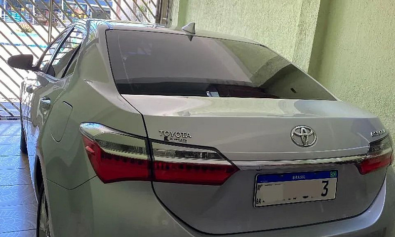 Toyota Corolla Xei 2...