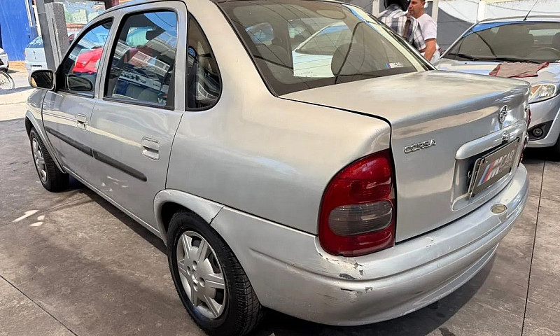 Chevrolet Corsa Sed....