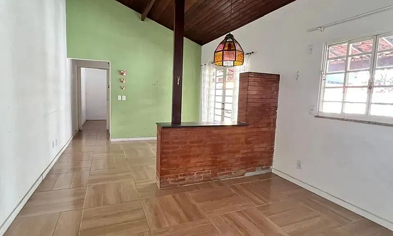 Casa Terrea Com Quin...