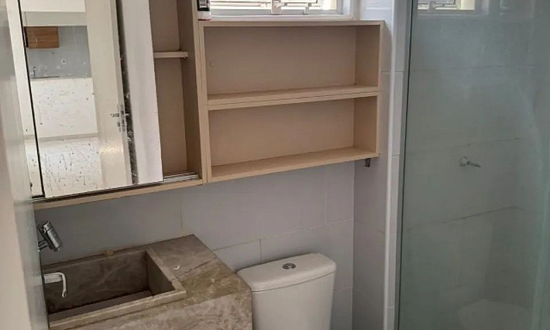 Apartamento Semimobi...