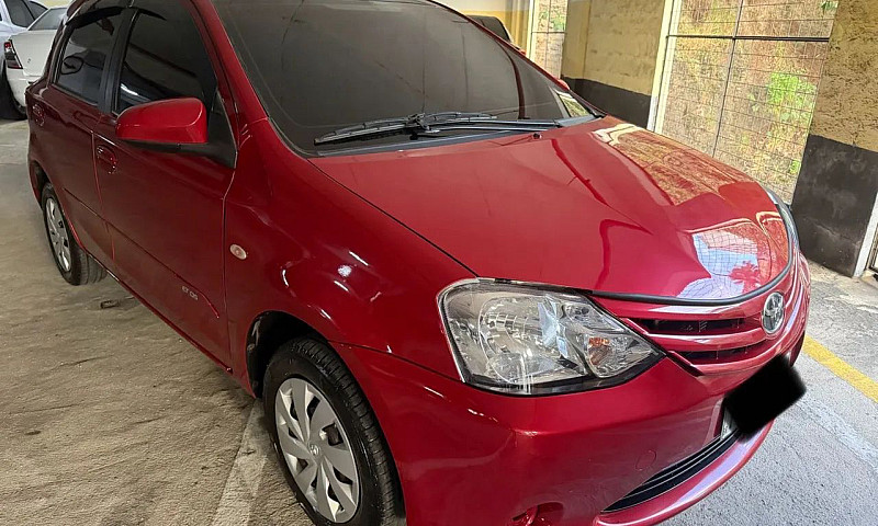 Toyota Etios Xs 1.5 ...