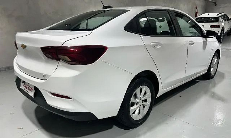 Chevrolet Onix Plus ...