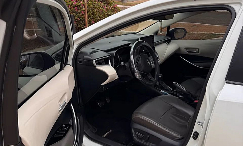 Toyota Corolla Altis...