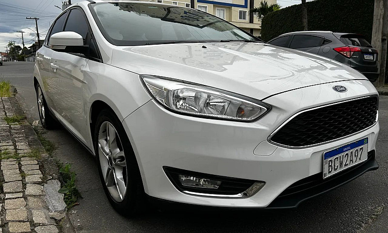 Ford Focus 1.6 S/Se/...