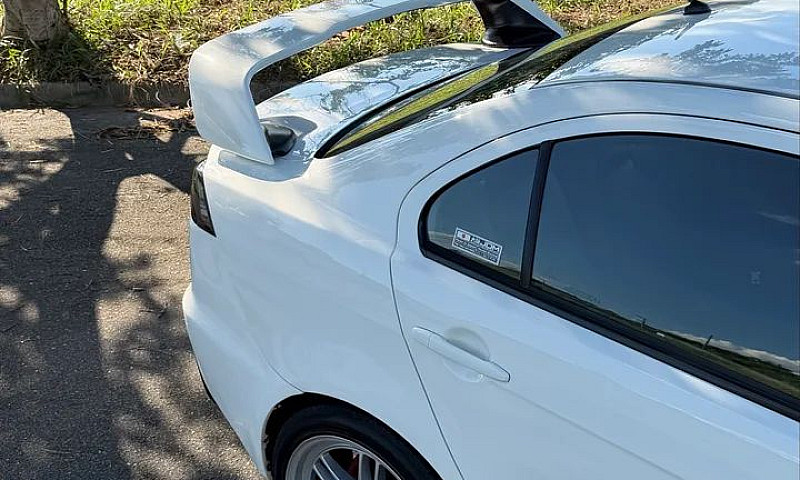 Mitsubishi Lancer 2....