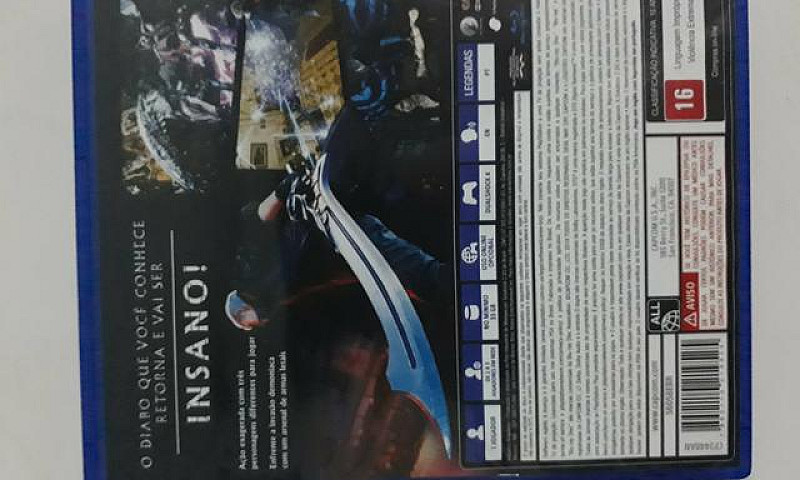 Vendo Devil May Cry ...