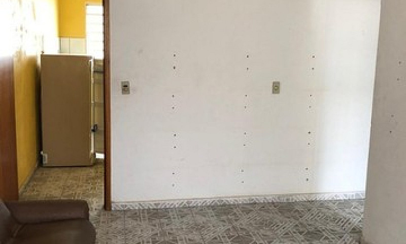 Quitinete Com Quarto...