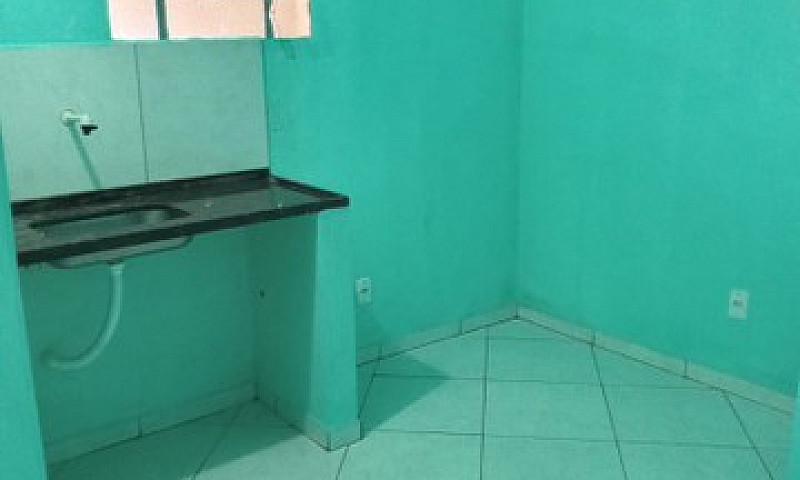 Aluga-Se Casa...