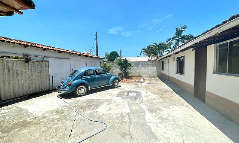 Alugo Excelente Casa...