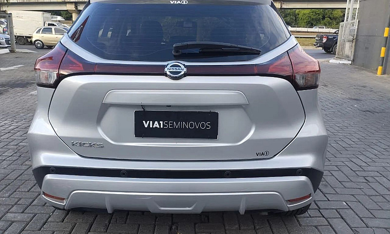 Nissan Kicks Advance...