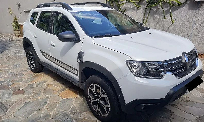 Renault Duster Iconi...