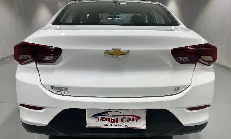 Chevrolet Onix Plus ...