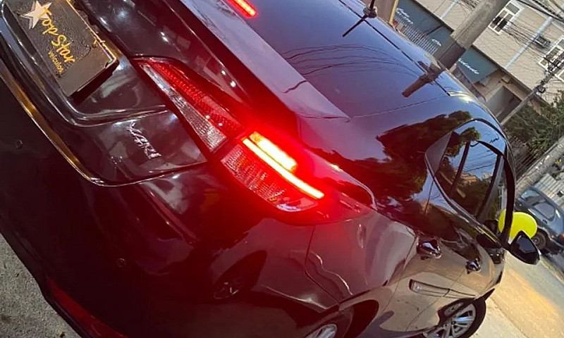 Toyota Yaris Xl Seda...