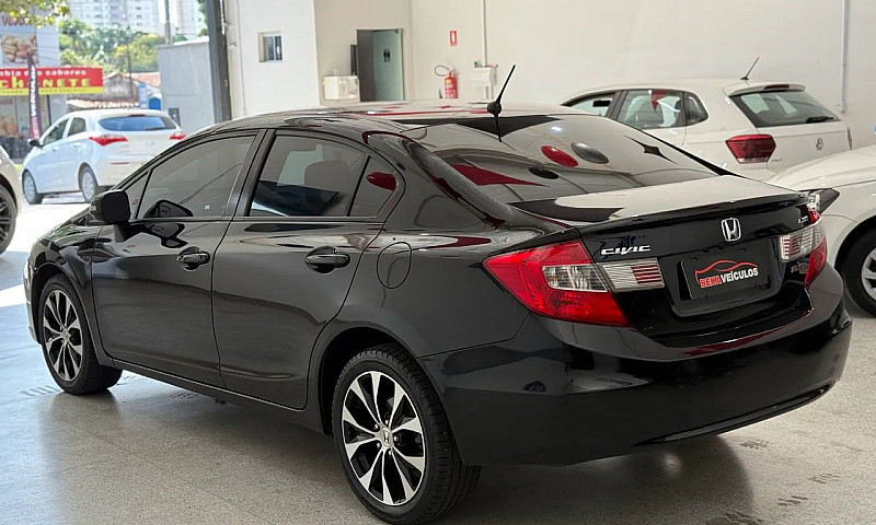 Honda Civic Sedan Lx...