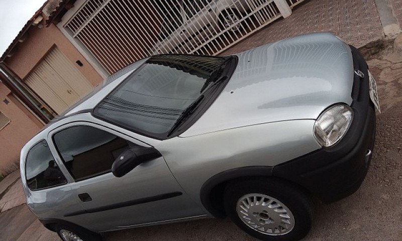 Corsa 1999 Relíquia ...
