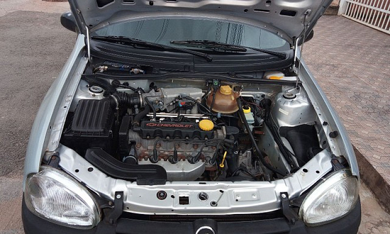 Corsa 1999 Relíquia ...