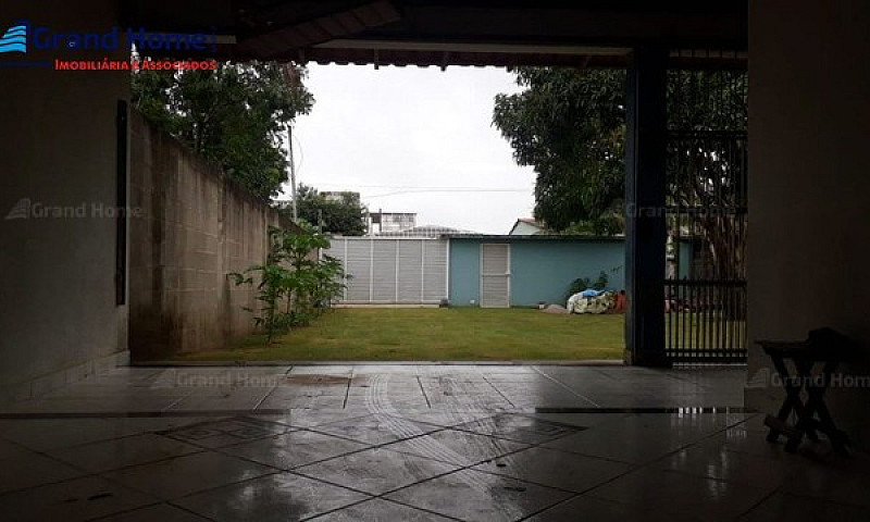 Casa 2 Quartos Em Ba...