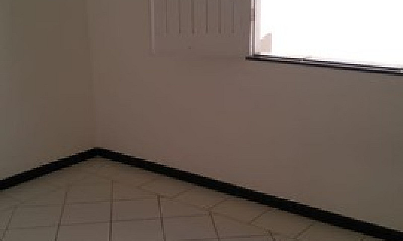 Casa De Condomínio P...