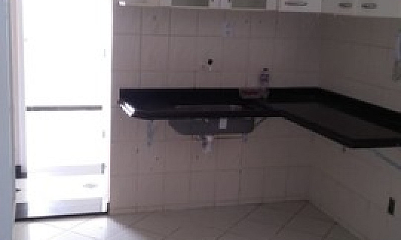 Casa De Condomínio P...