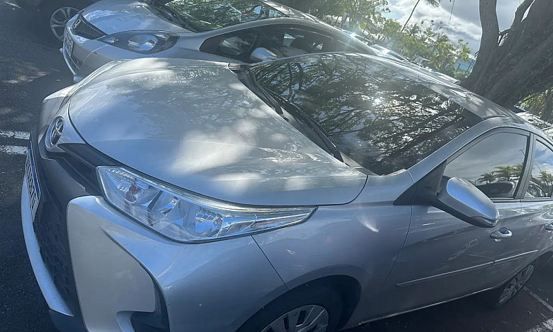 Toyota Yaris Xl Seda...