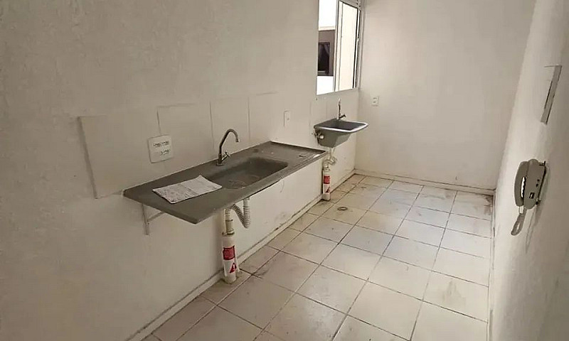 Lusitania- 2 Quartos...