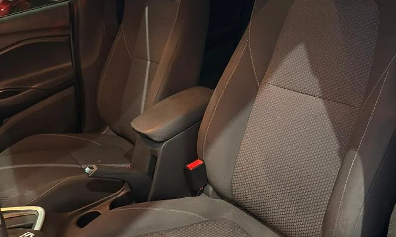 Chevrolet Onix Plus ...