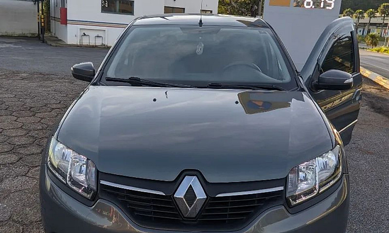 Renault Logan Dynami...