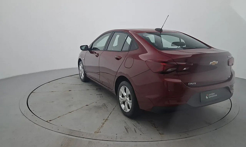 Chevrolet Onix Hatch...