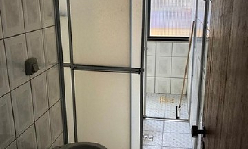 Quitinete Com Quarto...