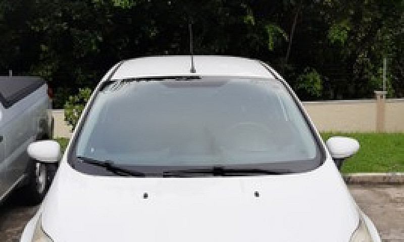 Ford Fiesta Hatch 1....