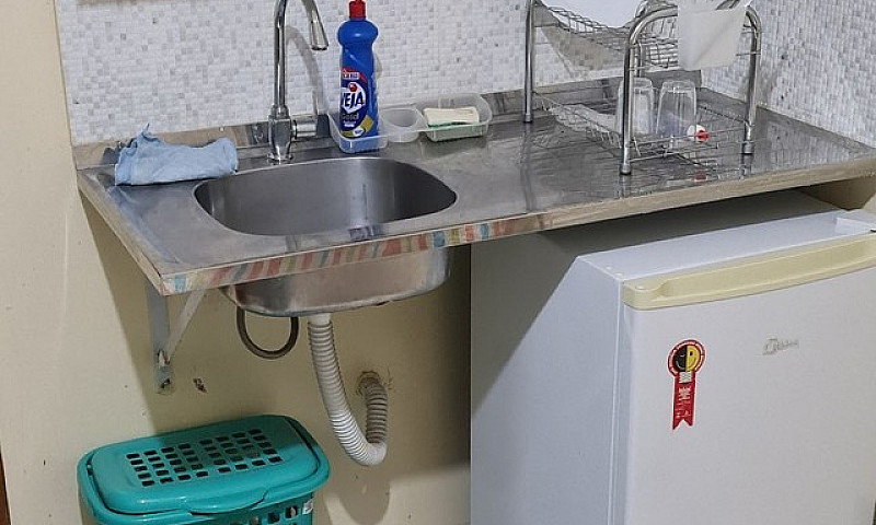 Quarto Asa Sul Quadr...
