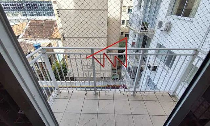 Apartamento-À Venda-...