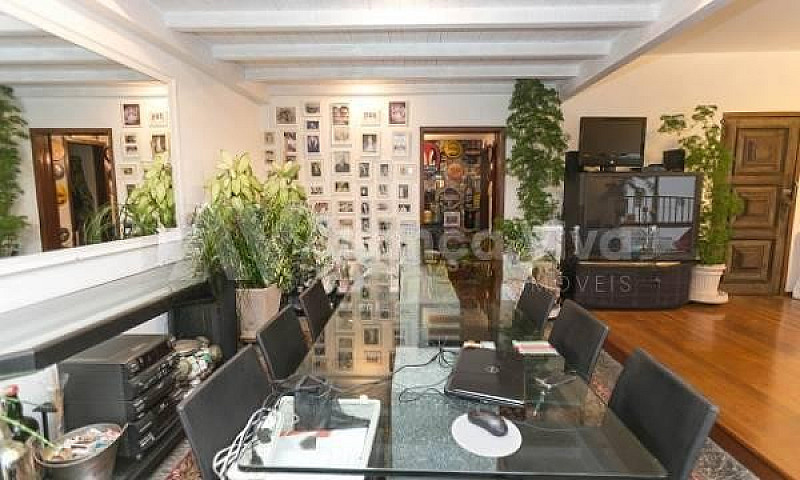 Leblon | Apartamento...