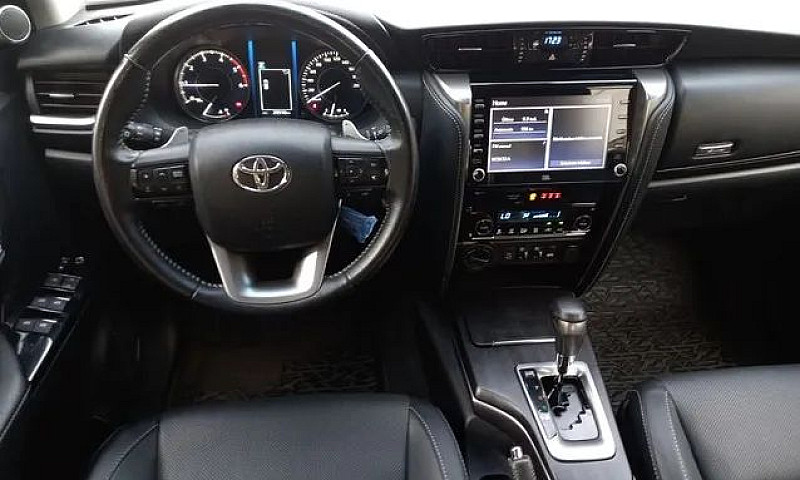 Toyota Sw4 Mensal R$...