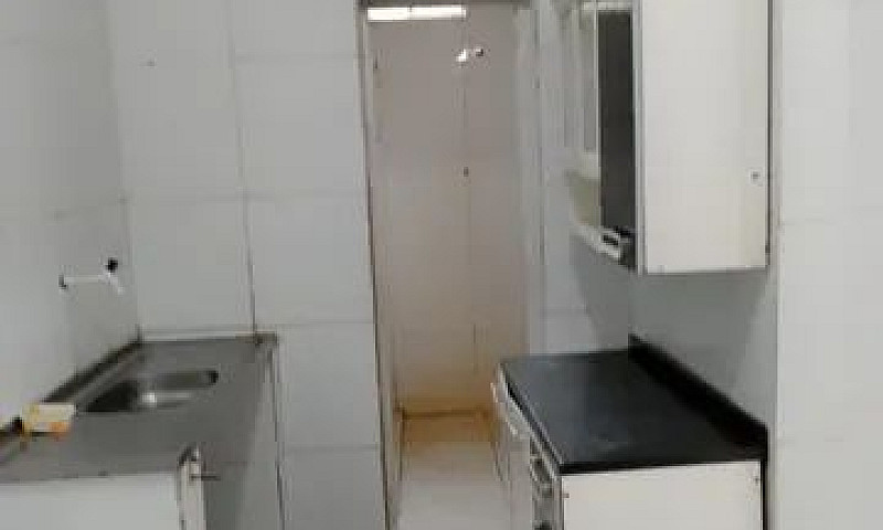 Casa Em Condomínio P...