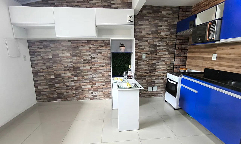 Aluga-Se Loft Mobili...