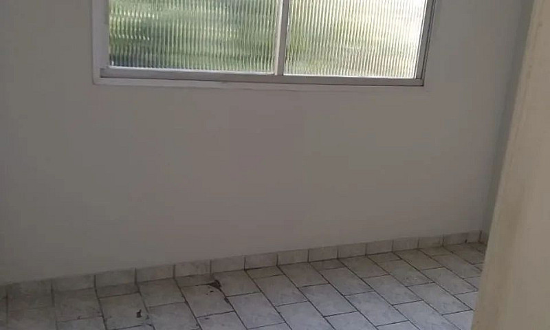 Aluga-Se Apartamento...