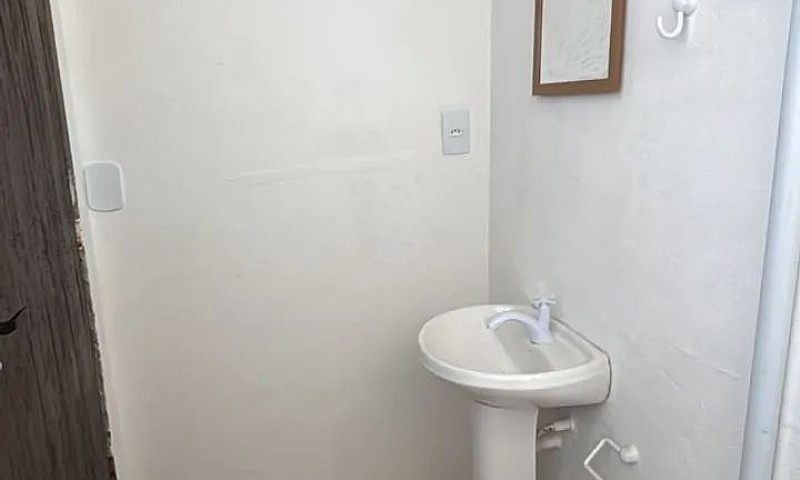 Alugo Kitnet Para Mo...