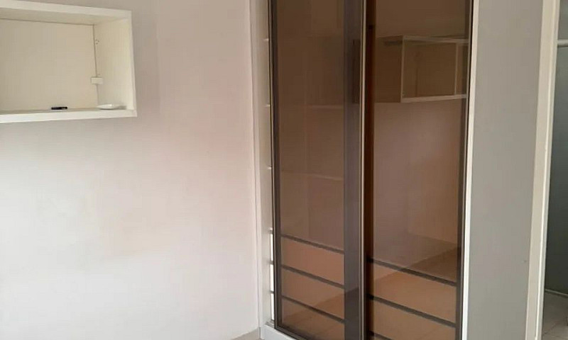Apartamento Semimobi...