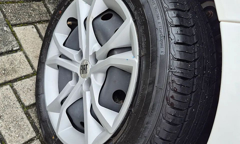Fiat Argo Drive 1.0 ...