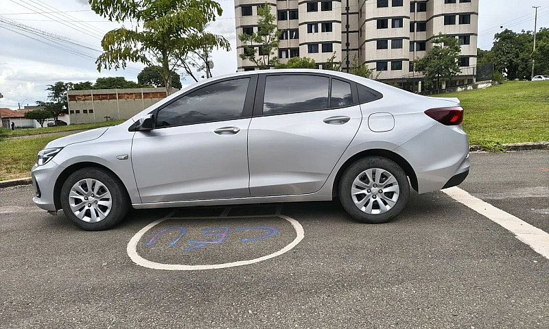 Chevrolet Onix Plus ...