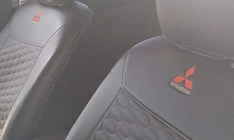 Mitsubishi L200 Tri....