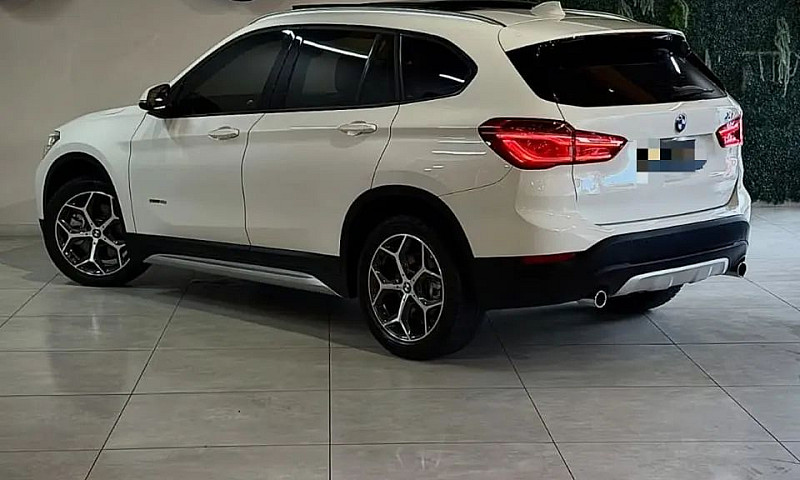 Bmw X1 Sdrive 20I X-...
