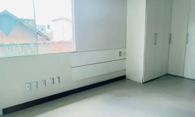 Casa Com Piscina 5 S...